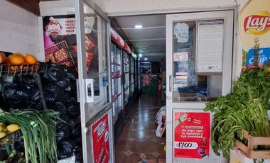 Se vende Minimarket  con patente de alcohol en Villa Carlos González