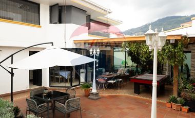 CASA DE LUJO EN VENTA SECTOR CENTRO DE IBARRA