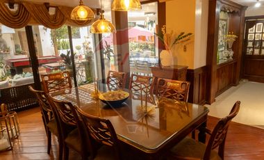 CASA DE LUJO EN VENTA SECTOR CENTRO DE IBARRA