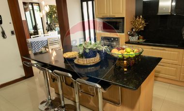 CASA DE LUJO EN VENTA SECTOR CENTRO DE IBARRA