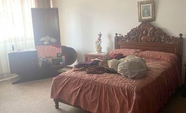 Casa en venta en el centro histórico de Cuenca, NO Inventariada, Cuenca - Ec