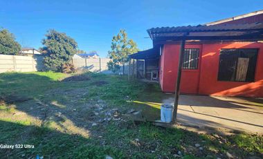 SE VENDE CASA CON GRAN ESPACIO