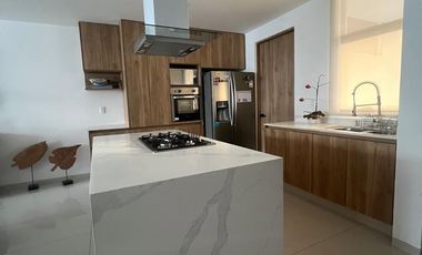 ESPECTACULAR CASA NUEVA EN RENTA EN ZEN LIFE I