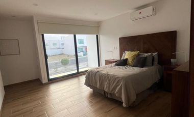 ESPECTACULAR CASA NUEVA EN RENTA EN ZEN LIFE I