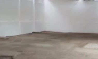 Edificio en venta con playa de estacionamiento, ubicado en Cercado de Lima