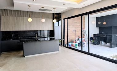 Casa en Venta Castaños del Vergel con Alberca, Monterrey