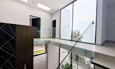 Casa en Venta Castaños del Vergel con Alberca, Monterrey