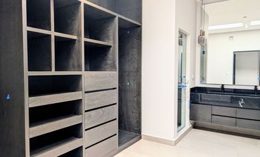 Casa en Venta Castaños del Vergel con Alberca, Monterrey