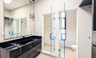 Casa en Venta Castaños del Vergel con Alberca, Monterrey