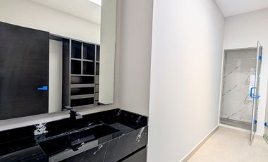 Casa en Venta Castaños del Vergel con Alberca, Monterrey