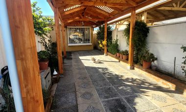 Casa en arriendo Villa Las Palmas de Tuniche Rancagua