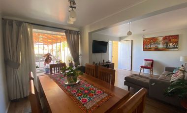 Casa en arriendo Villa Las Palmas de Tuniche Rancagua