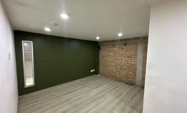 Bodega a Espaldas del Aeropuerto