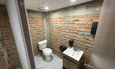 Bodega a Espaldas del Aeropuerto