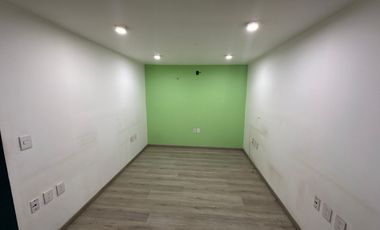 Bodega a Espaldas del Aeropuerto