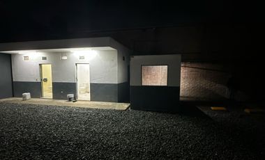Bodega a Espaldas del Aeropuerto