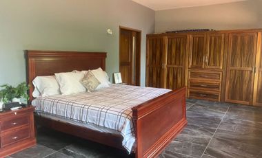 HERMOSA VILLA CON ALBERCA Y PALAPA EN SANTA MARIA HUATULCO