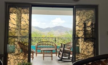 HERMOSA VILLA CON ALBERCA Y PALAPA EN SANTA MARIA HUATULCO