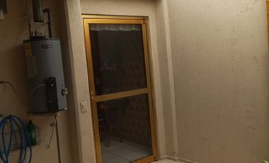 MUY BONITA CASA EN VILLA DE LAS FLORES COACALCO MEXICO