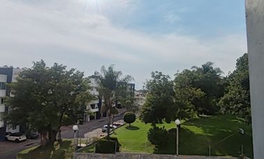 DEPARTAMENTO AMUEBLADO EN RENTA , ATRAS DE PLAZA SAN DIEGO FRACC. CON VIGILANCIA Y ÁREA VERDE