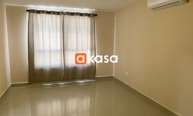 Casa en Renta en Cumbres Provenza, Cerrada Lux, Huasteca, García.
