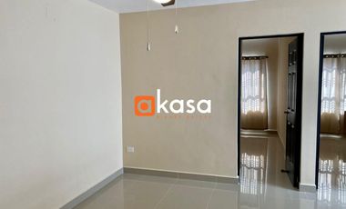 Casa en Renta en Cumbres Provenza, Cerrada Lux, Huasteca, García.