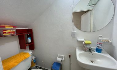 📢 ¡LOCAL EN RENTA! Excelente opción comercial frente al Parque 150 🏞️ 🔹 Superficie: 10 m² 🔹 Ubicación: Sobre avenida comercial de alto flujo 🔹