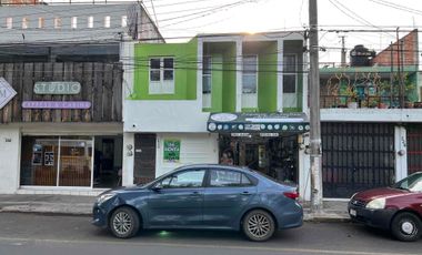 📢 ¡LOCAL EN RENTA! Excelente opción comercial frente al Parque 150 🏞️ 🔹 Superficie: 10 m² 🔹 Ubicación: Sobre avenida comercial de alto flujo 🔹