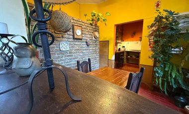 Zona Parque, Tucumán y Mitre – Casa en Venta