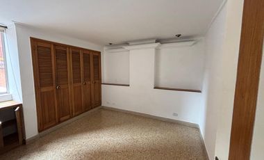 Apartamento en Venta – Laureles, Medellín
