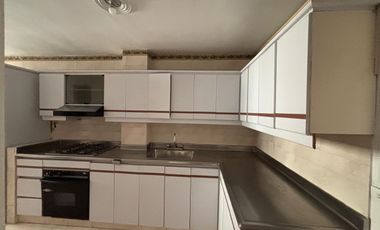 Apartamento en Venta – Laureles, Medellín