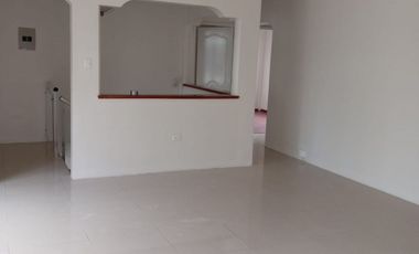 Rento Departamento de 3 Dormitorios  en Ponceano
