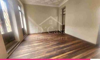 Vendo Casa Patrimonial en el Centro histórico de Cuenca