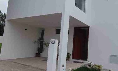 casa en renta lomas de Angelopolis