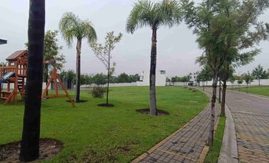 casa en renta lomas de Angelopolis