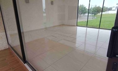 casa en renta lomas de Angelopolis