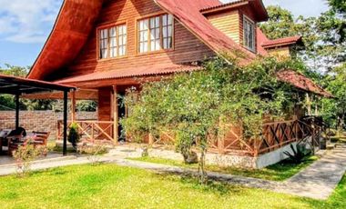 HERMOSA CASA EN OXAPAMPA. PARA VIVIENDA Y NEGOCIO TURÍSTICO