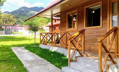 HERMOSA CASA EN OXAPAMPA. PARA VIVIENDA Y NEGOCIO TURÍSTICO
