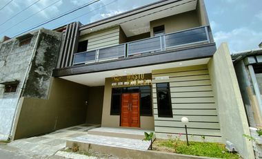 RUMAH 2 LANTAI DEKAT TUGU JOGJA COCOK DIJADIKAN GUEST HOUSE