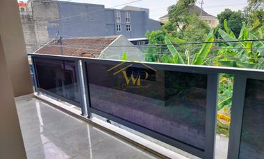RUMAH 2 LANTAI DEKAT TUGU JOGJA COCOK DIJADIKAN GUEST HOUSE