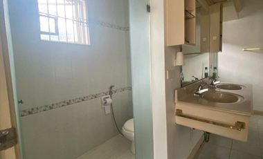 Hot Sale: 4-Bedroom Home in Tahanan Village, Paranaque City – Move-In Ready