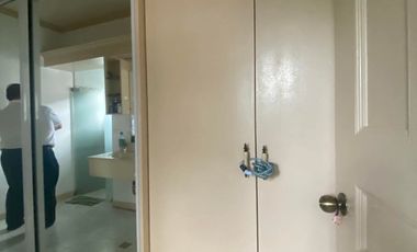 Hot Sale: 4-Bedroom Home in Tahanan Village, Paranaque City – Move-In Ready