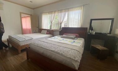 Hot Sale: 4-Bedroom Home in Tahanan Village, Paranaque City – Move-In Ready