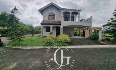 215 sqm Corner - House and Lot for Sale in Amore at Portofino near Daang Hari