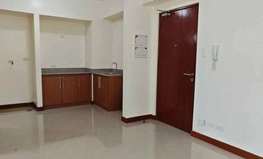 2bedroom Condo in Pasay Palm Beach West near Macapagal Roxas Blvd Mall of asia pasay