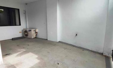 3BR Bare Townhouse in Ma-a For Rent