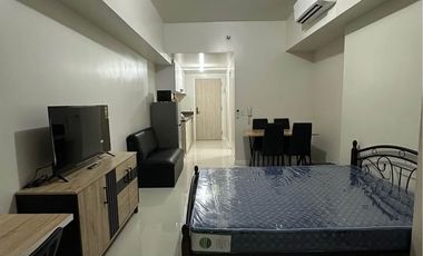 Mandani Bay Studio Fully furnished for RENT in Mandaue City