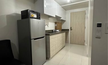 Mandani Bay Studio Fully furnished for RENT in Mandaue City