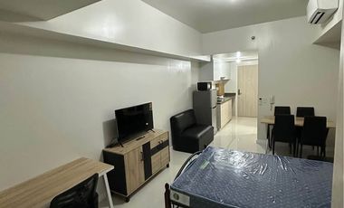 Mandani Bay Studio Fully furnished for RENT in Mandaue City