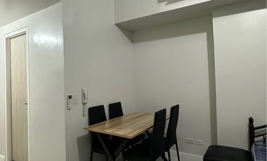 Mandani Bay Studio Fully furnished for RENT in Mandaue City